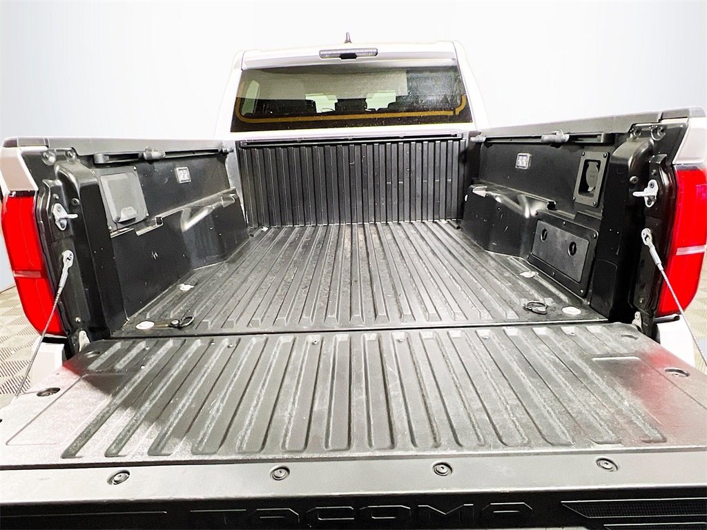 Certified 2024 Toyota Tacoma TRD Off-Road image 23
