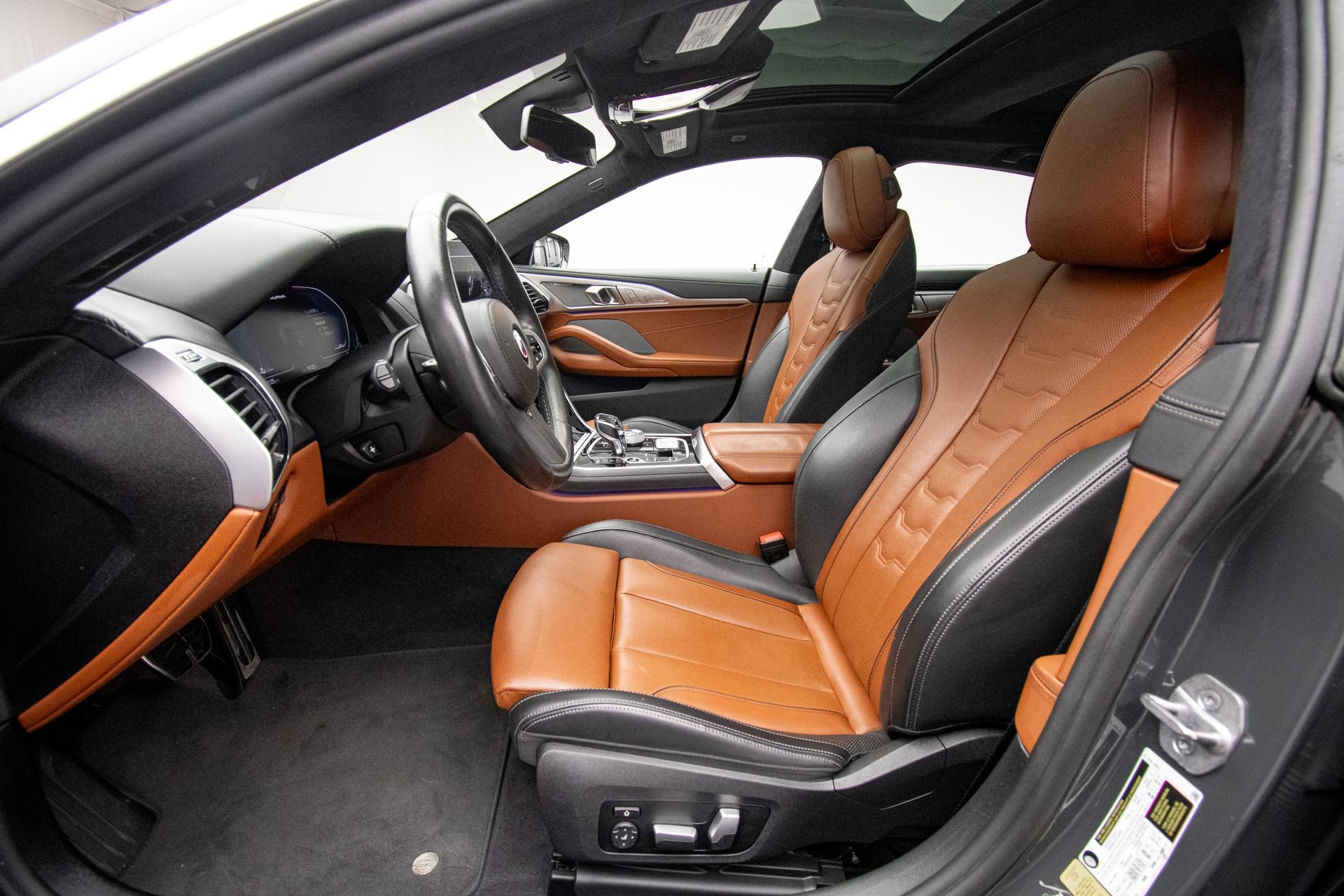 Used 2024 BMW ALPINA B8 xDrive Gran Coupe AWD/4WD image 11