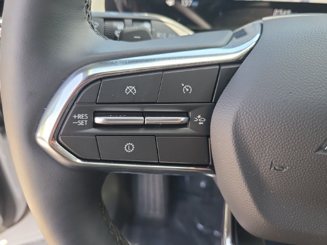 New 2026 Chevrolet Equinox LT w/ Safety and Technology Package FWD image 26