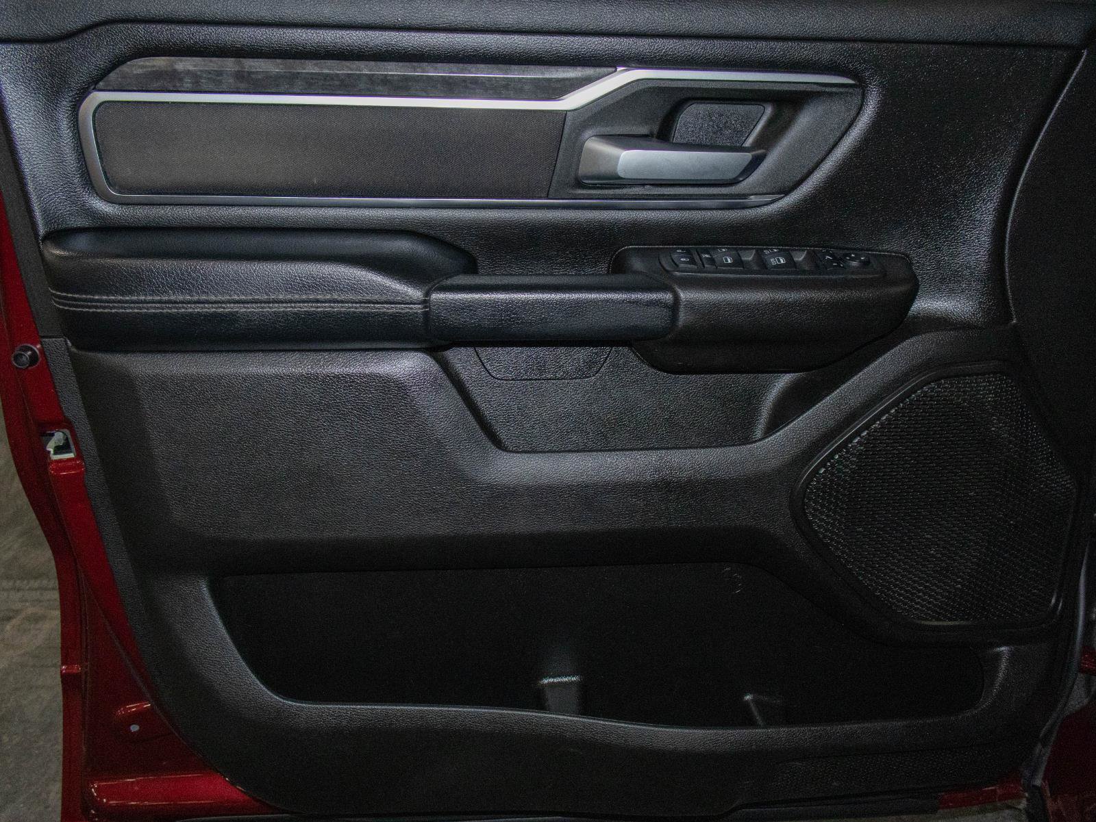 Used 2024 RAM 1500 Lone Star image 11