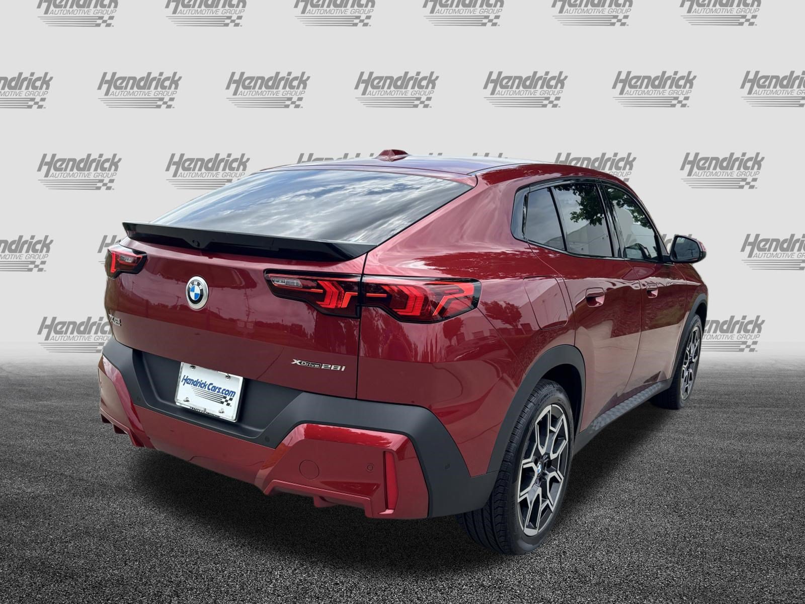 Certified 2025 BMW X2 xDrive28i AWD/4WD image 10