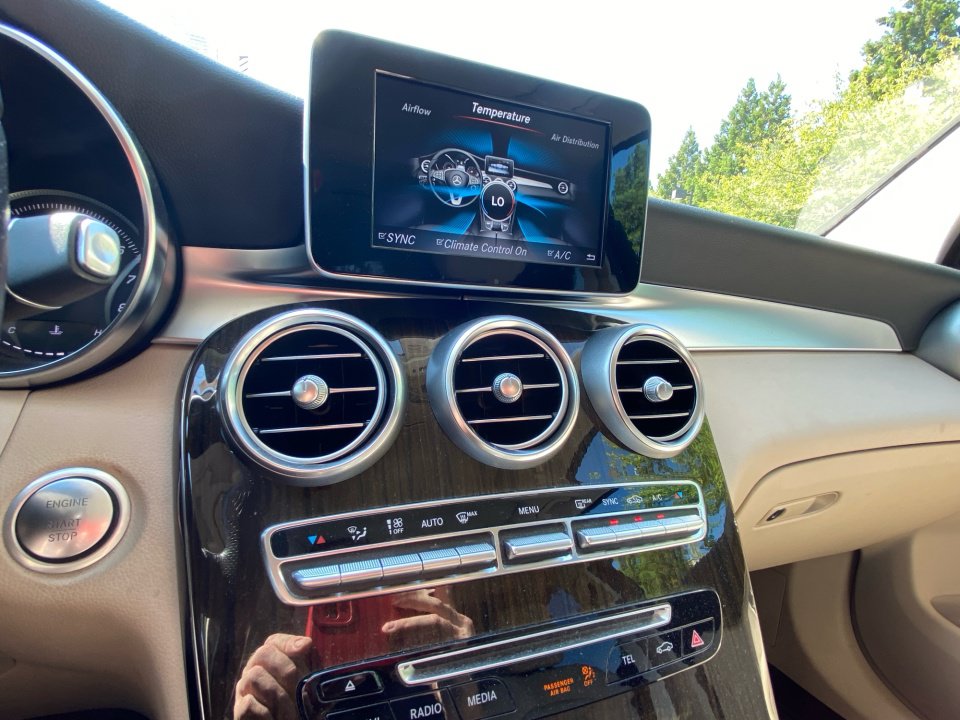 Used 2018 Mercedes-Benz GLC 300 image 18