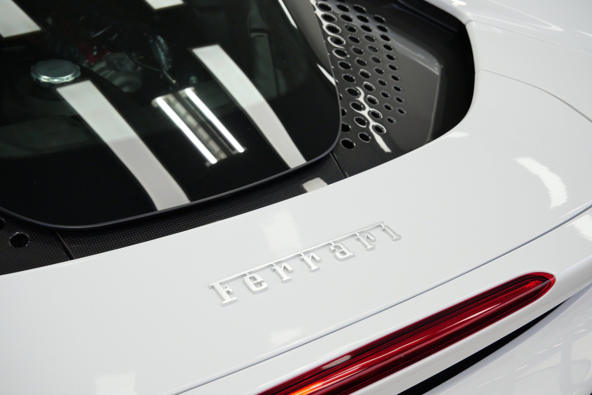 Used 2025 Ferrari SF90 Spider AWD/4WD image 53