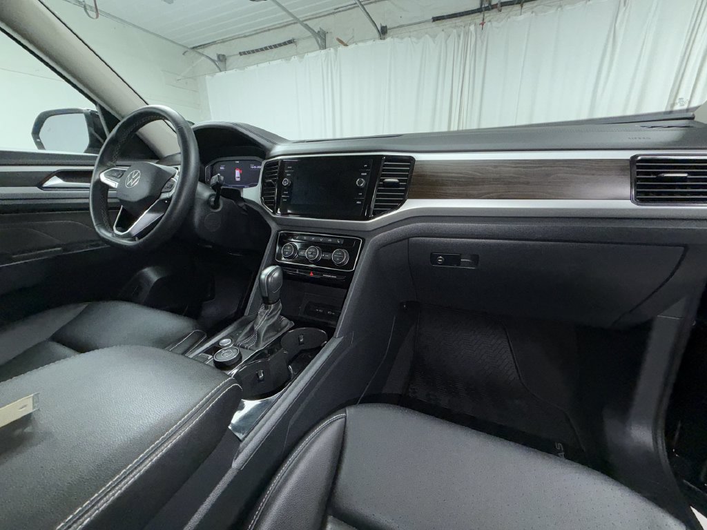 Used 2023 Volkswagen Atlas SE w/ Panoramic Sunroof Package AWD/4WD image 19
