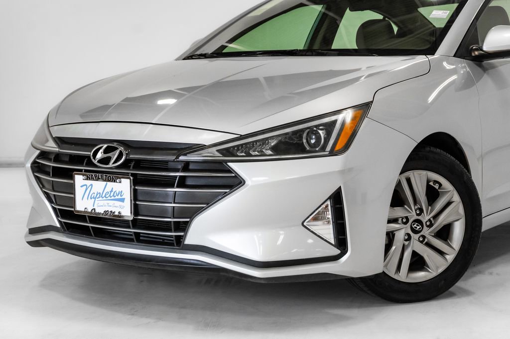 Used 2019 Hyundai Elantra SEL FWD image 2