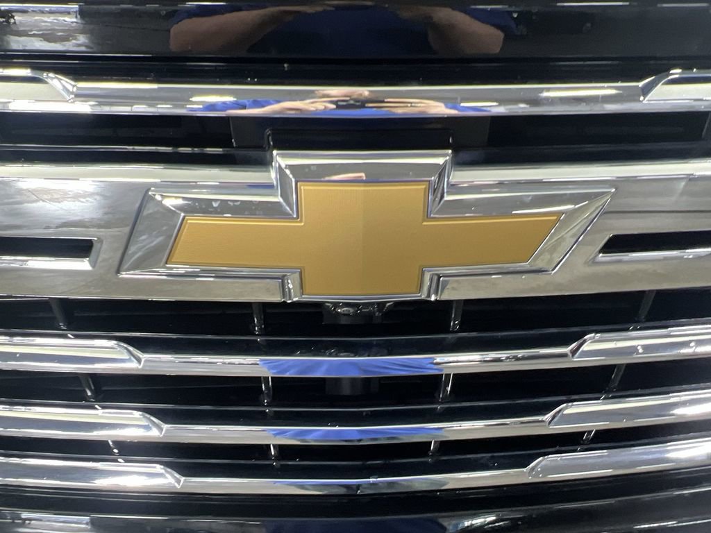 Used 2024 Chevrolet Silverado 3500 LTZ w/ LTZ Plus Package image 29