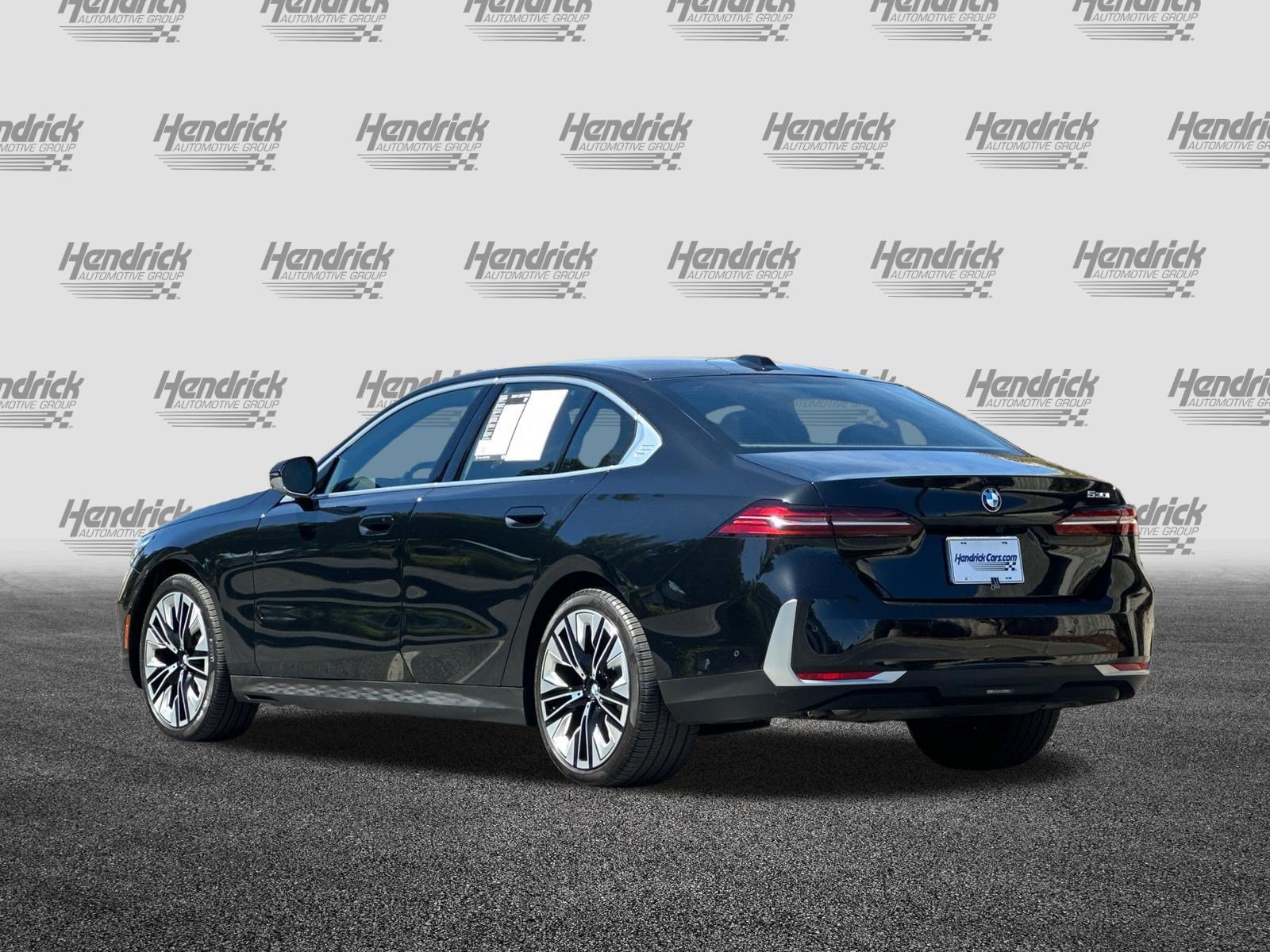 Certified 2026 BMW 530i RWD image 7
