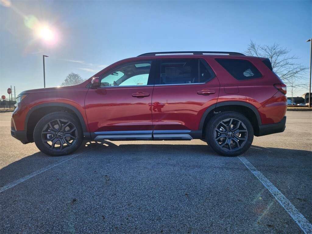 Used 2024 Honda Pilot Elite image 16