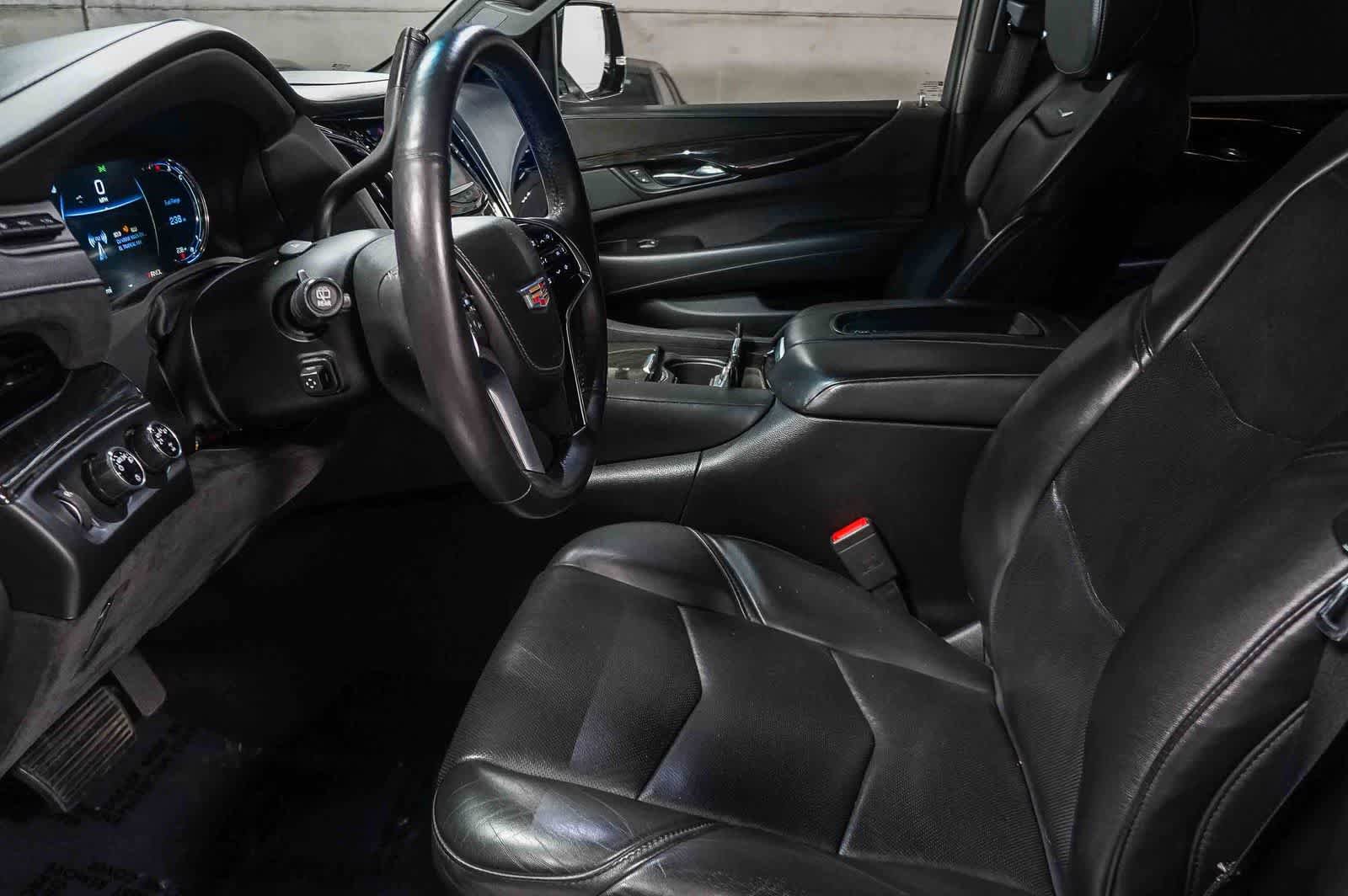 Used 2018 Cadillac Escalade ESV Platinum AWD/4WD image 20
