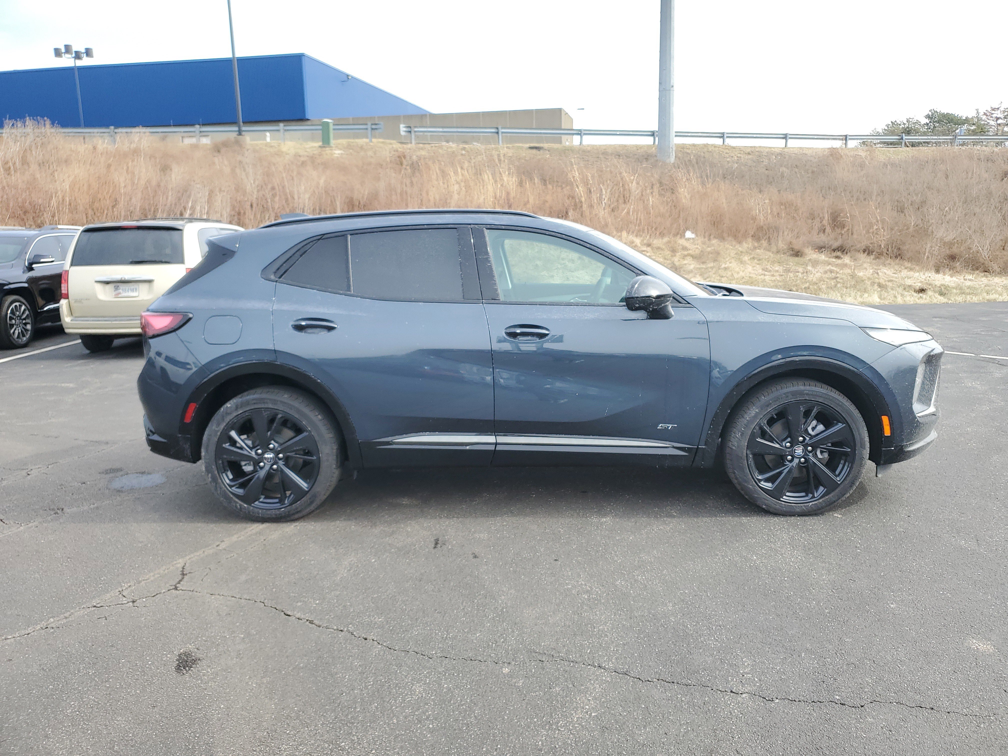 New 2026 Buick Enclave Preferred w/ Power Package FWD image 3