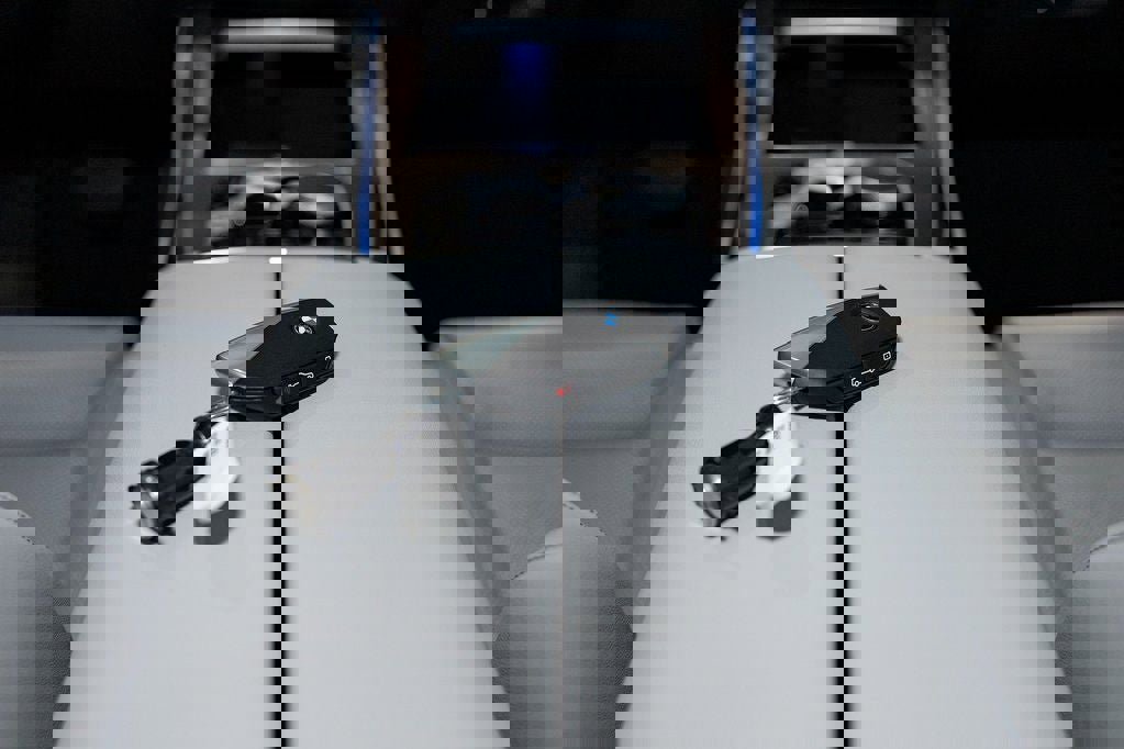 New 2026 BMW X5 xDrive50e w/ Premium Package image 41