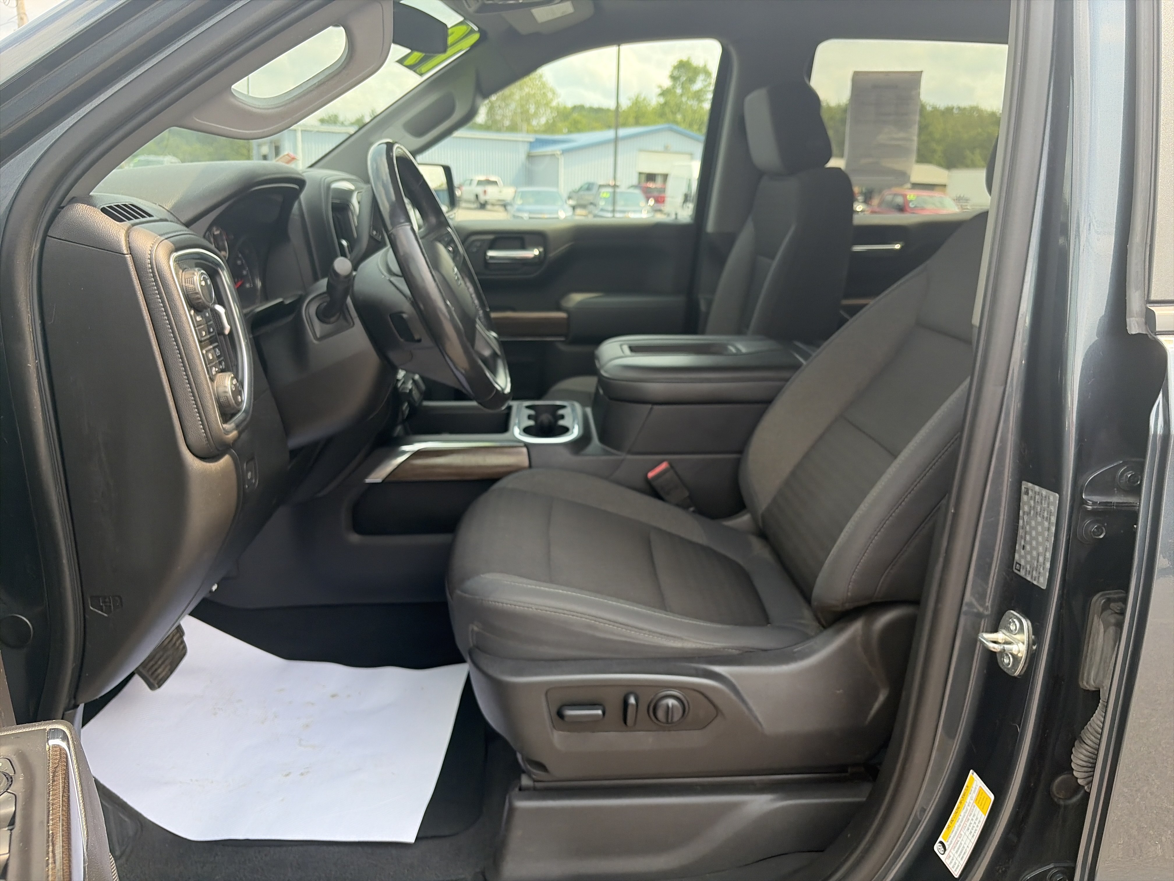 Used 2019 Chevrolet Silverado 1500 RST w/ All-Star Edition AWD/4WD image 5
