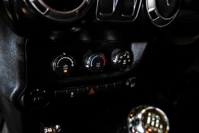 Used 2014 Jeep Wrangler Sport w/ Quick Order Package 23S AWD/4WD image 17