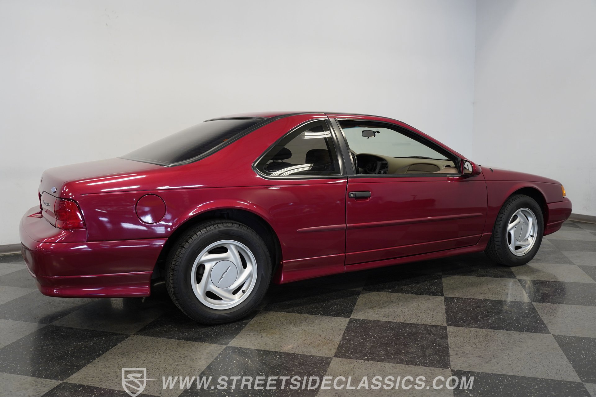 Used 1995 Ford Thunderbird Super RWD image 14