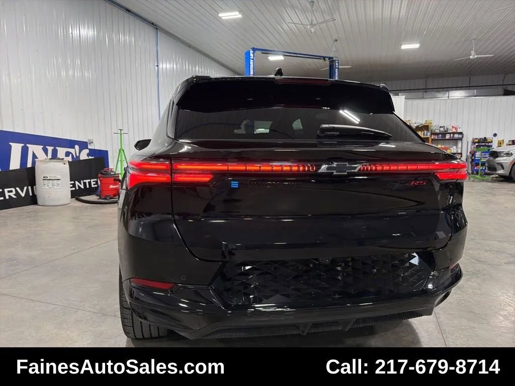 Used 2024 Chevrolet Equinox EV RS AWD/4WD image 12