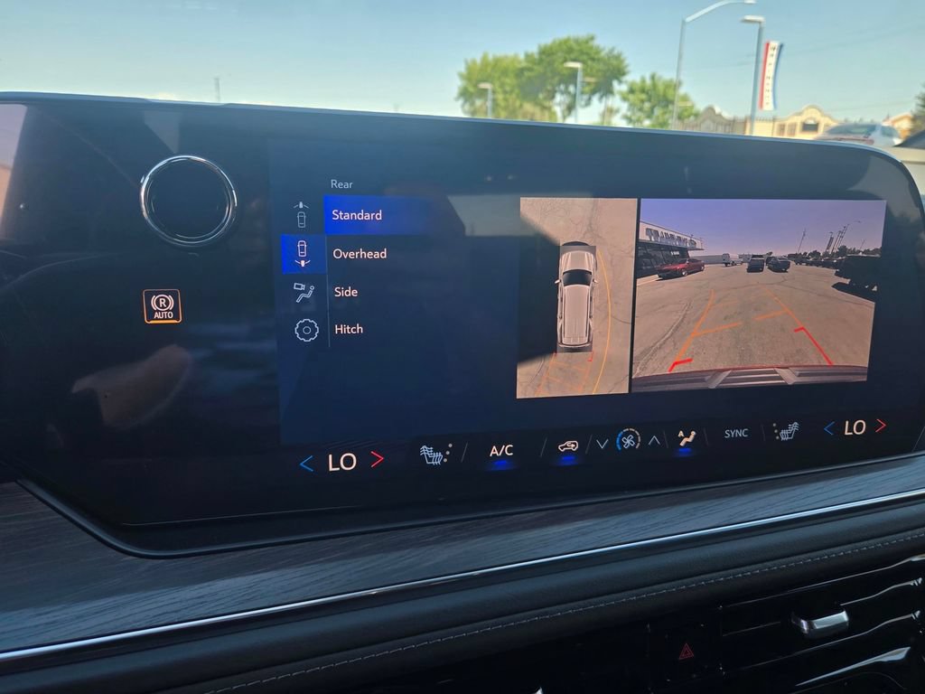 New 2026 Chevrolet Tahoe LT w/ Comfort Package AWD/4WD image 24