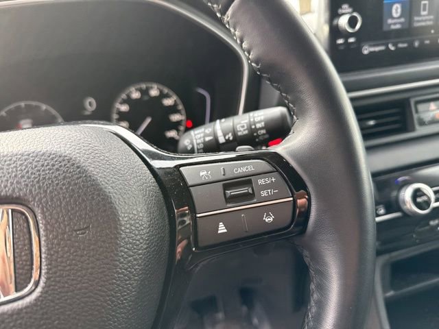 Certified 2025 Honda Pilot Touring image 27