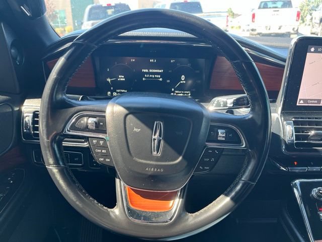 Used 2019 Lincoln Navigator Premiere AWD/4WD image 38