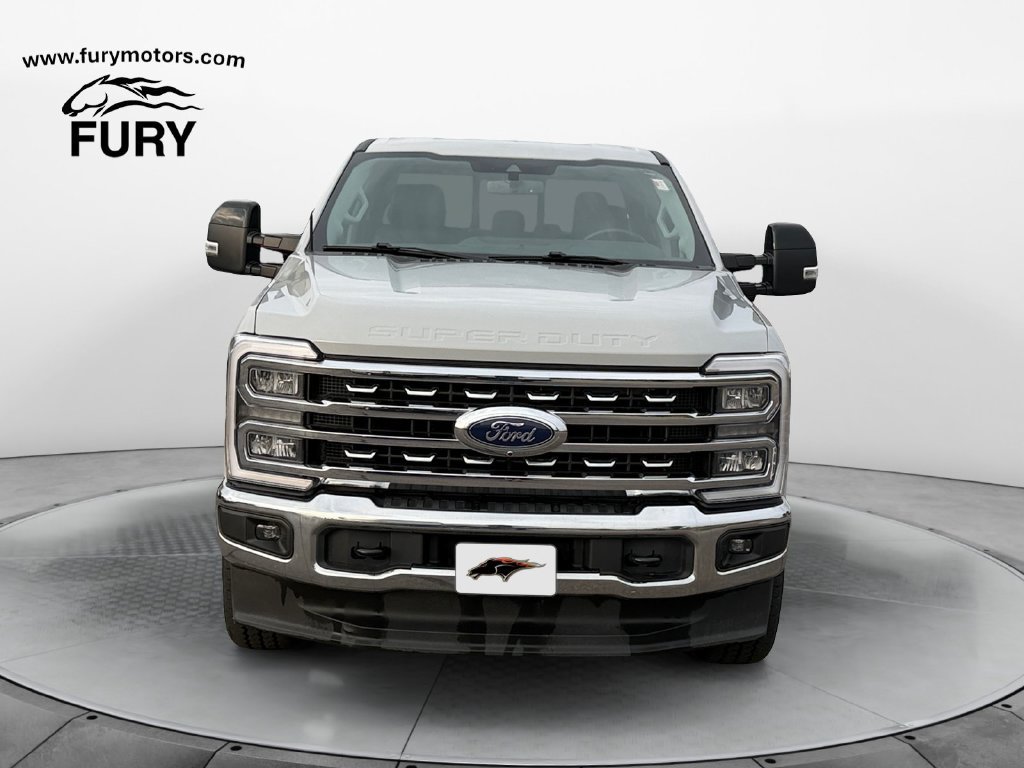 Used 2025 Ford F350 Lariat AWD/4WD image 9