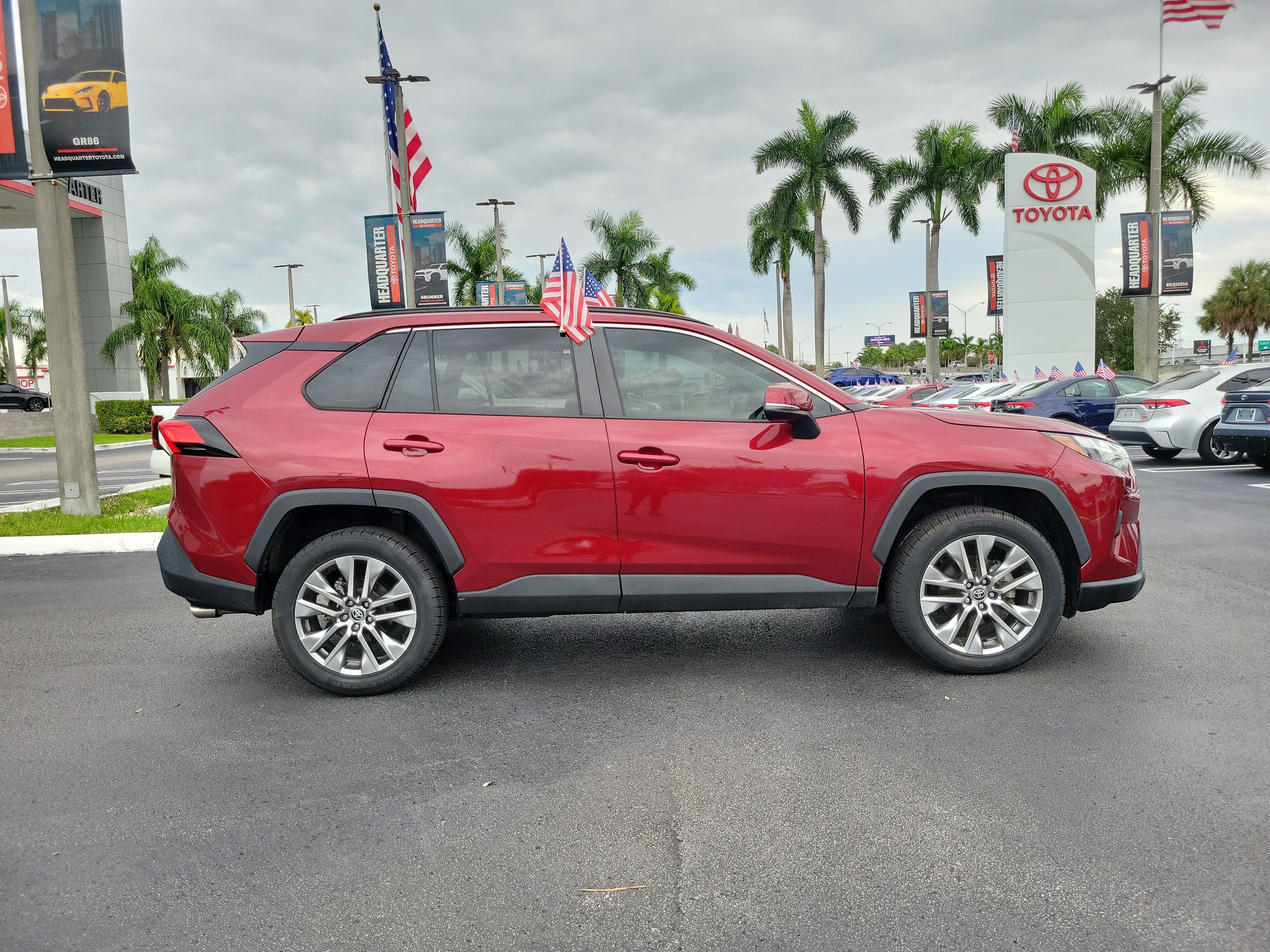 Used 2023 Toyota RAV4 XLE Premium FWD image 13