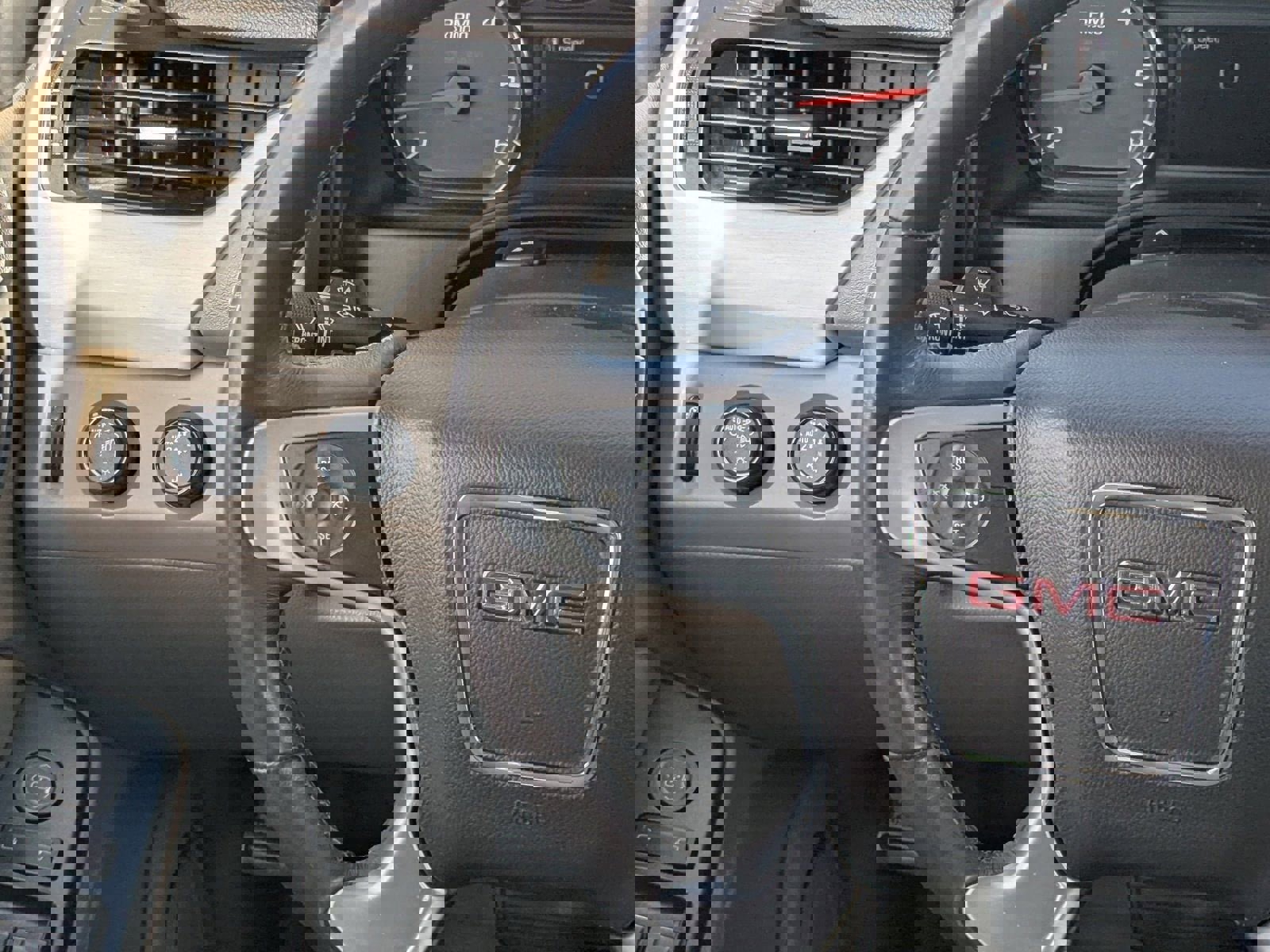 Used 2015 GMC Yukon SLE w/ HD Trailering Package image 20