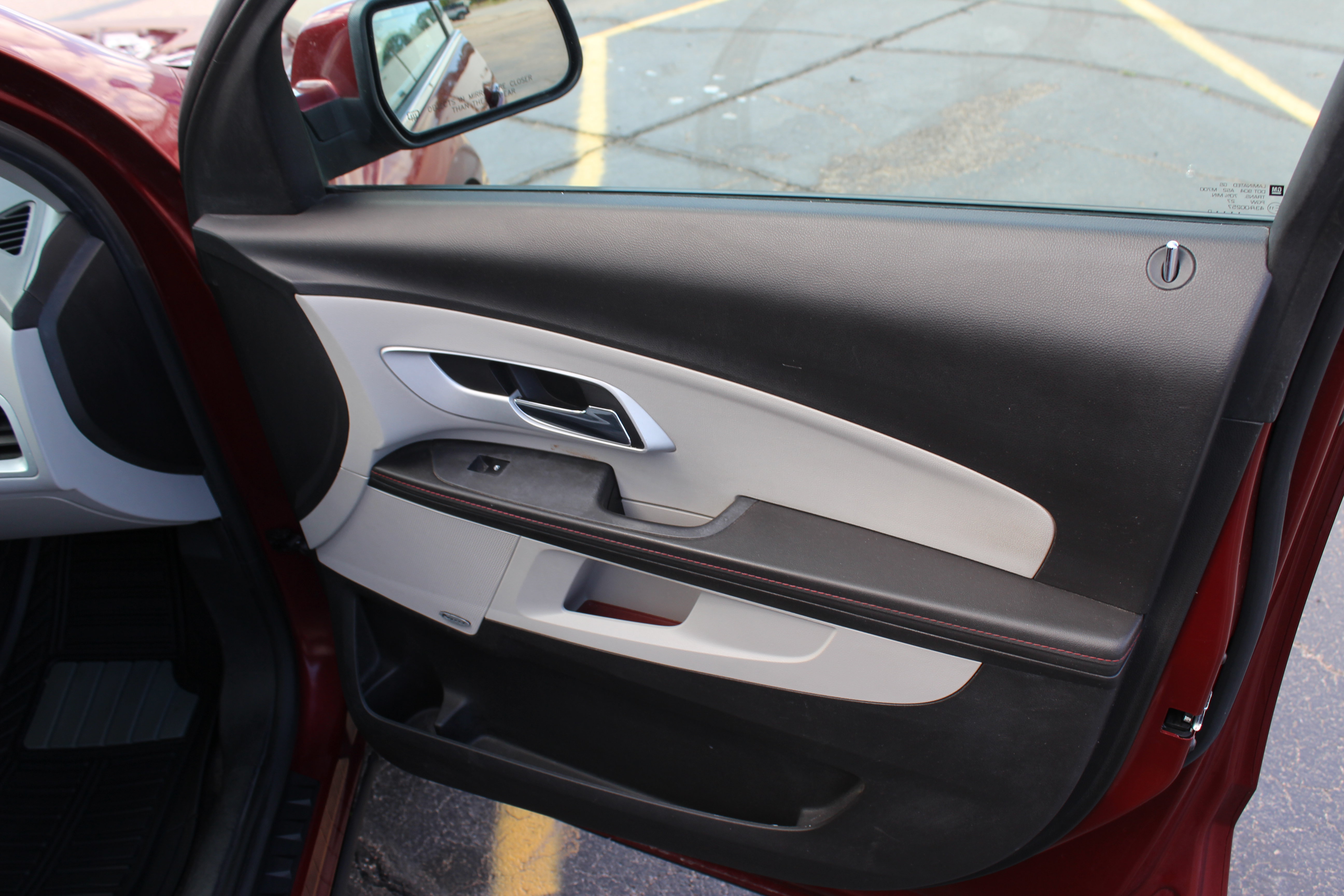 Used 2010 Chevrolet Equinox LT AWD/4WD image 14