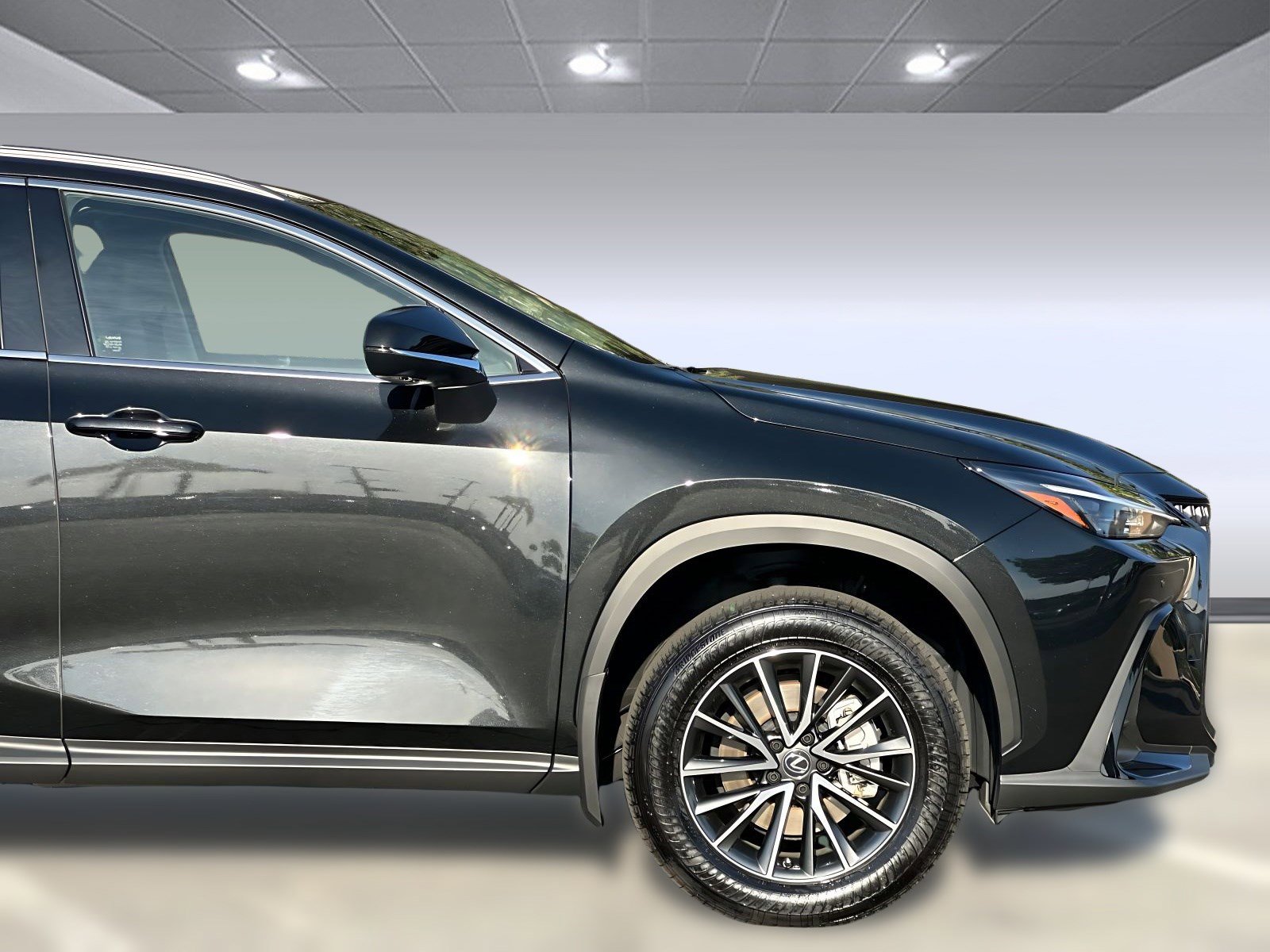 Used 2025 Lexus NX 350h AWD w/ Accessory Package (P5) image 35