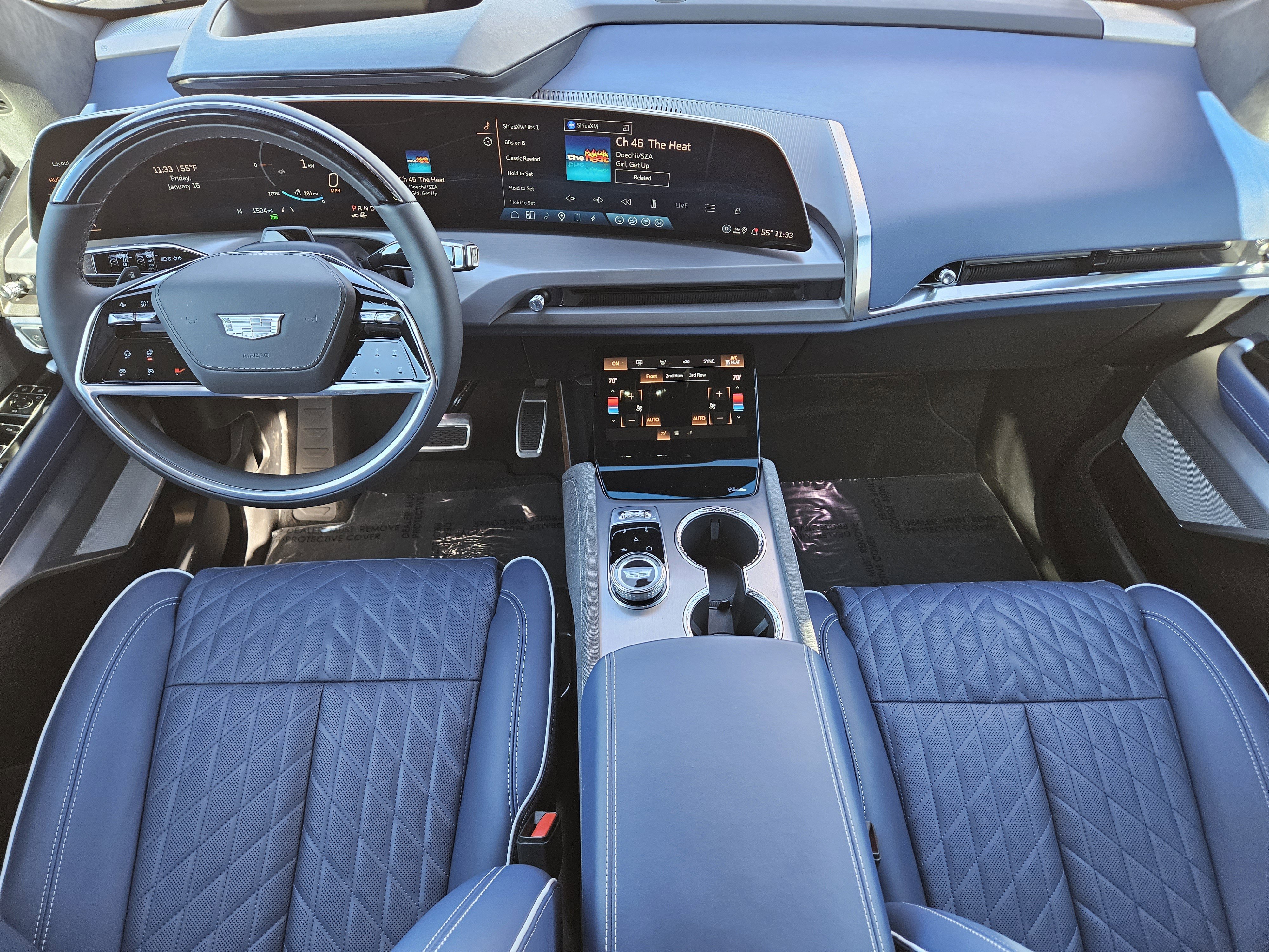 Used 2026 Cadillac Vistiq Premium Luxury image 25