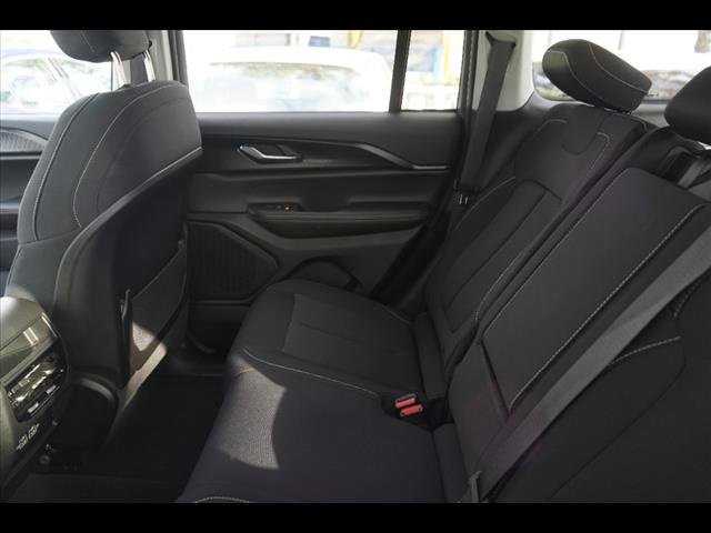 Used 2024 Jeep Grand Cherokee Laredo X w/ Trailer Tow Package image 8