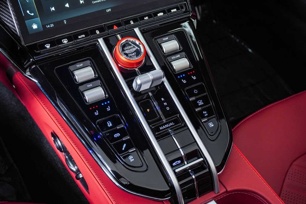 New 2026 Aston Martin V8 Vantage S RWD image 31