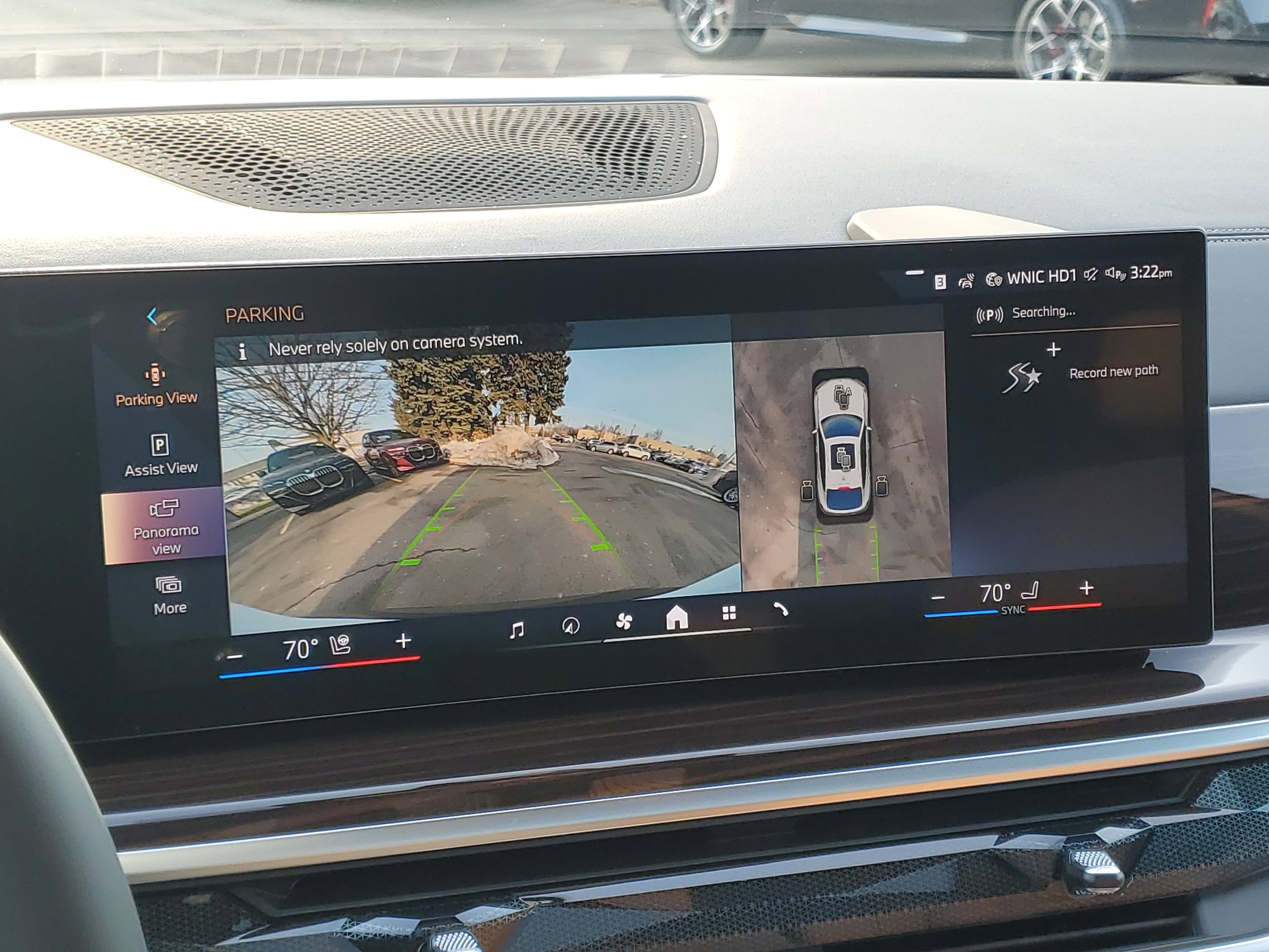 New 2026 BMW X6 xDrive40i w/ Climate Comfort Package image 18