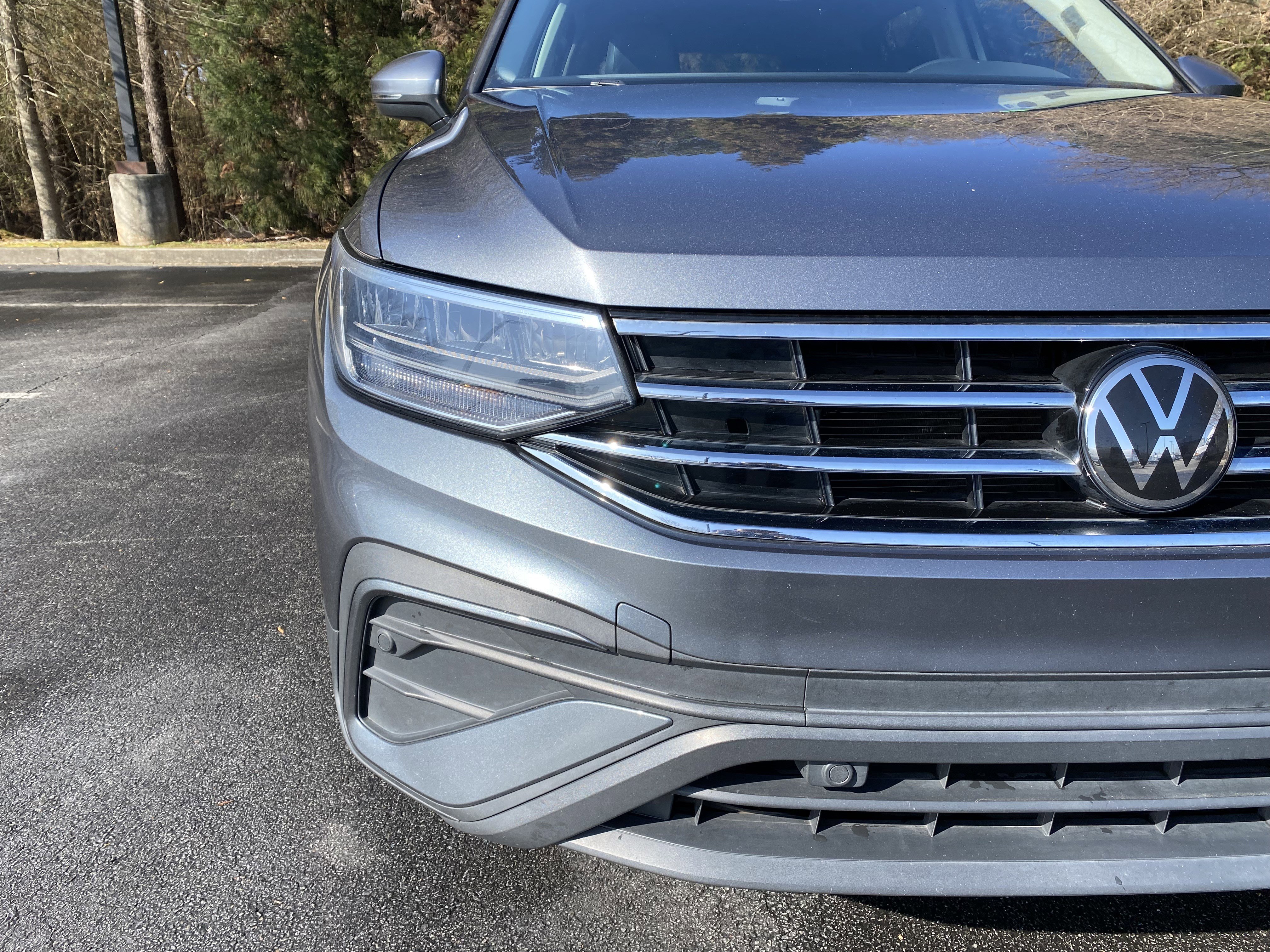 Used 2022 Volkswagen Tiguan SE FWD image 14