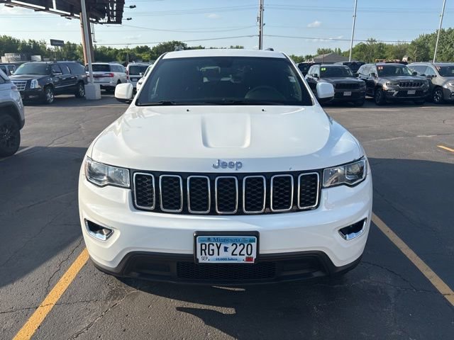 Used 2017 Jeep Grand Cherokee Laredo w/ Quick Order Package 23E AWD/4WD image 2