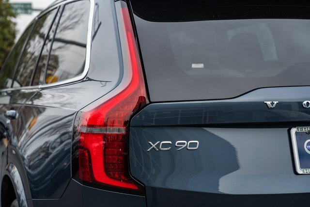 New 2026 Volvo XC90 B6 Plus w/ Protection Package Premier image 7