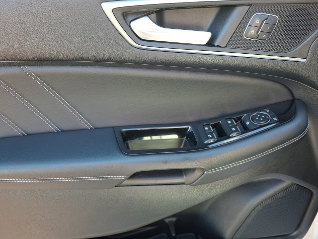 Used 2015 Ford Edge Sport w/ Equipment Group 401A FWD image 12