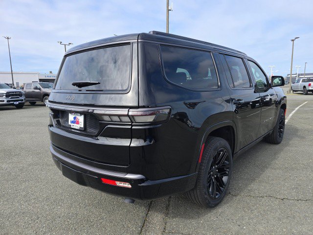 New 2026 Jeep Grand Wagoneer Limited AWD/4WD image 3