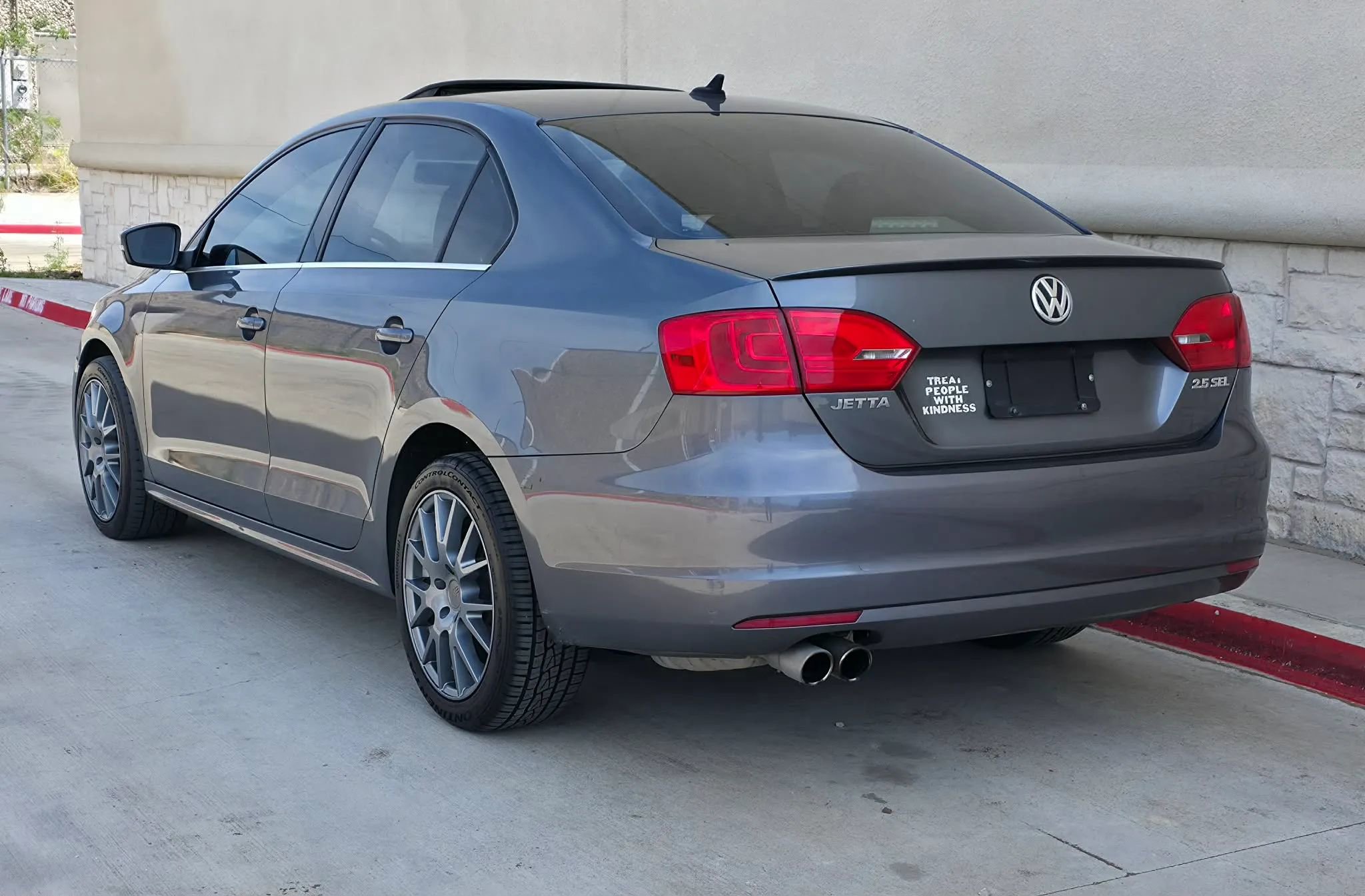 Used 2013 Volkswagen Jetta SEL FWD image 5