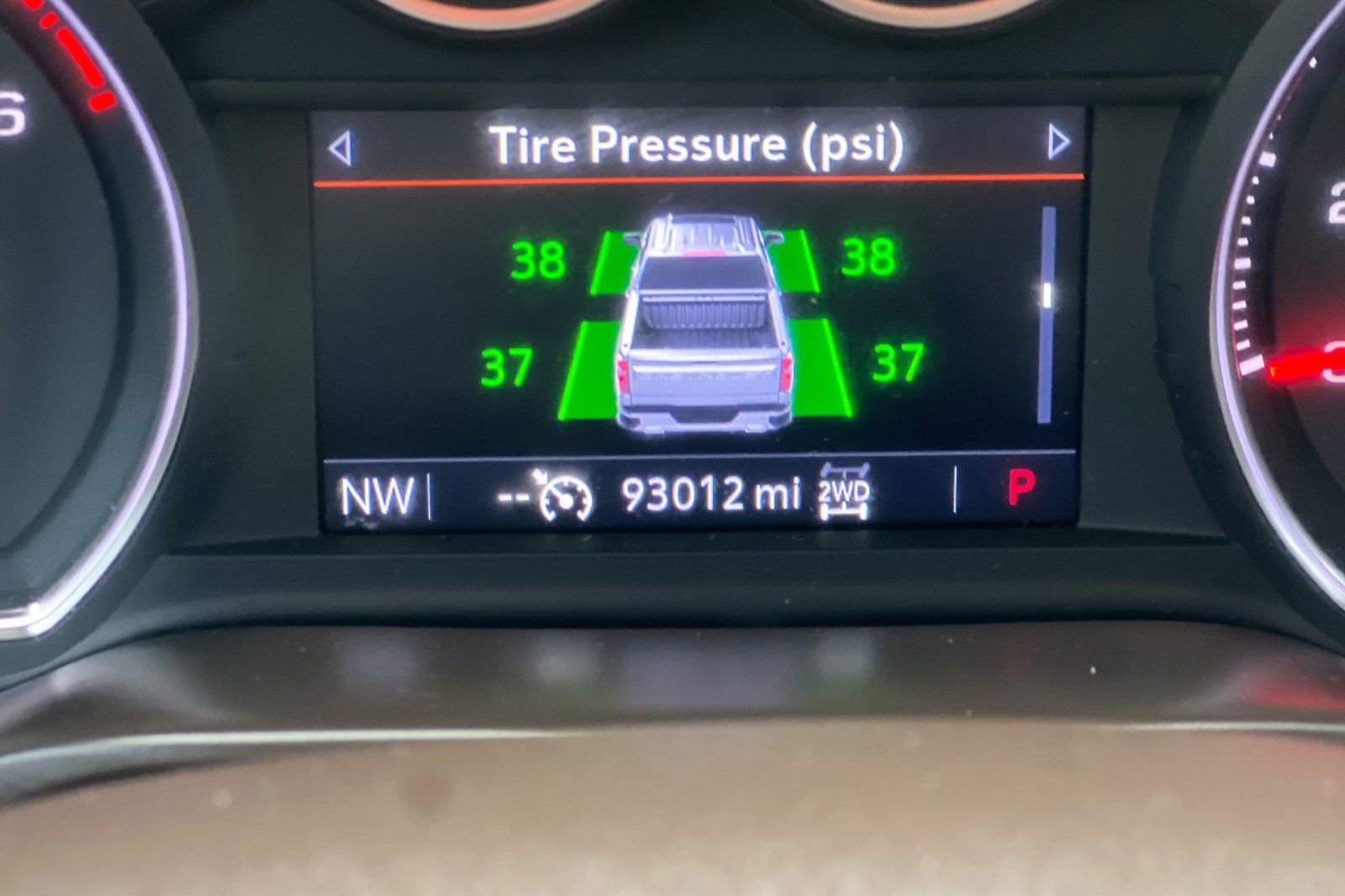 Used 2021 Chevrolet Silverado 1500 LT AWD/4WD image 27