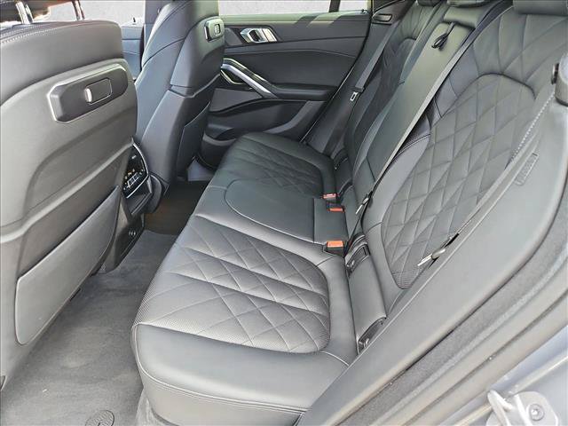 Used 2026 BMW X6 xDrive40i AWD/4WD image 19