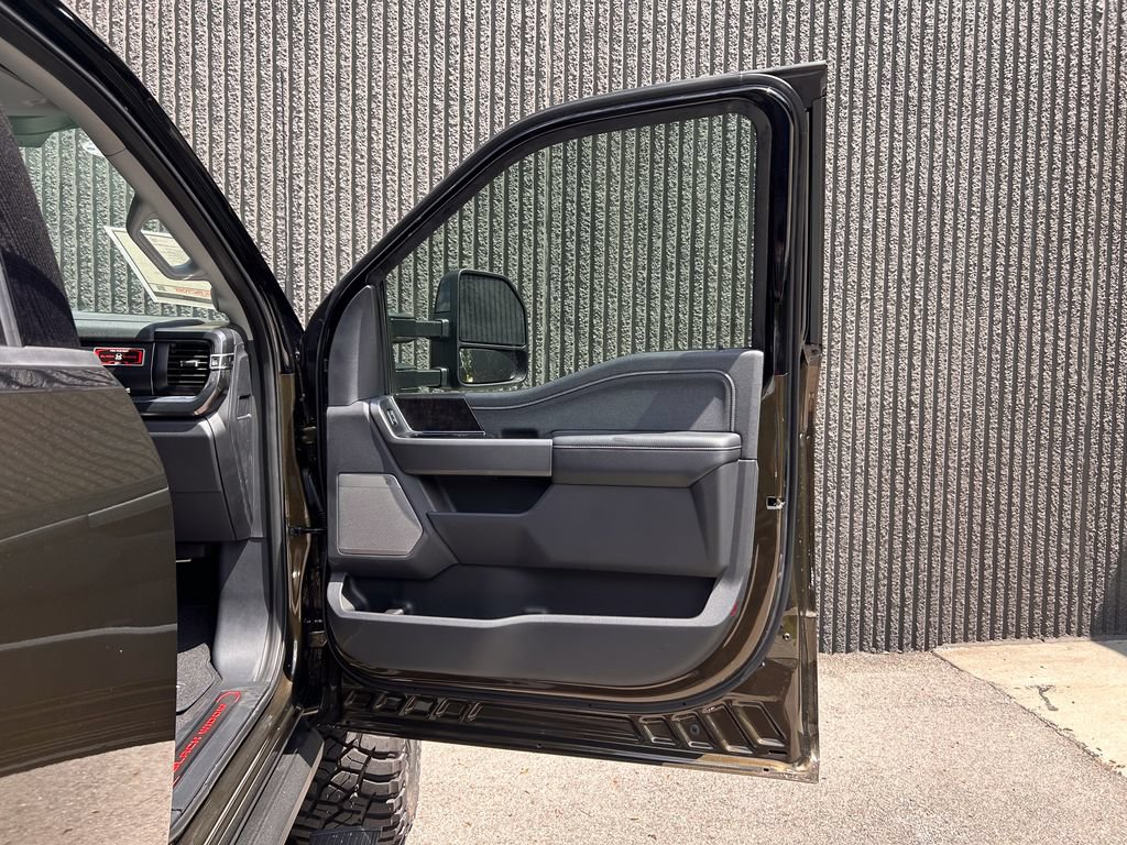New 2026 Ford F250 Lariat w/ Black Appearance Package AWD/4WD image 23