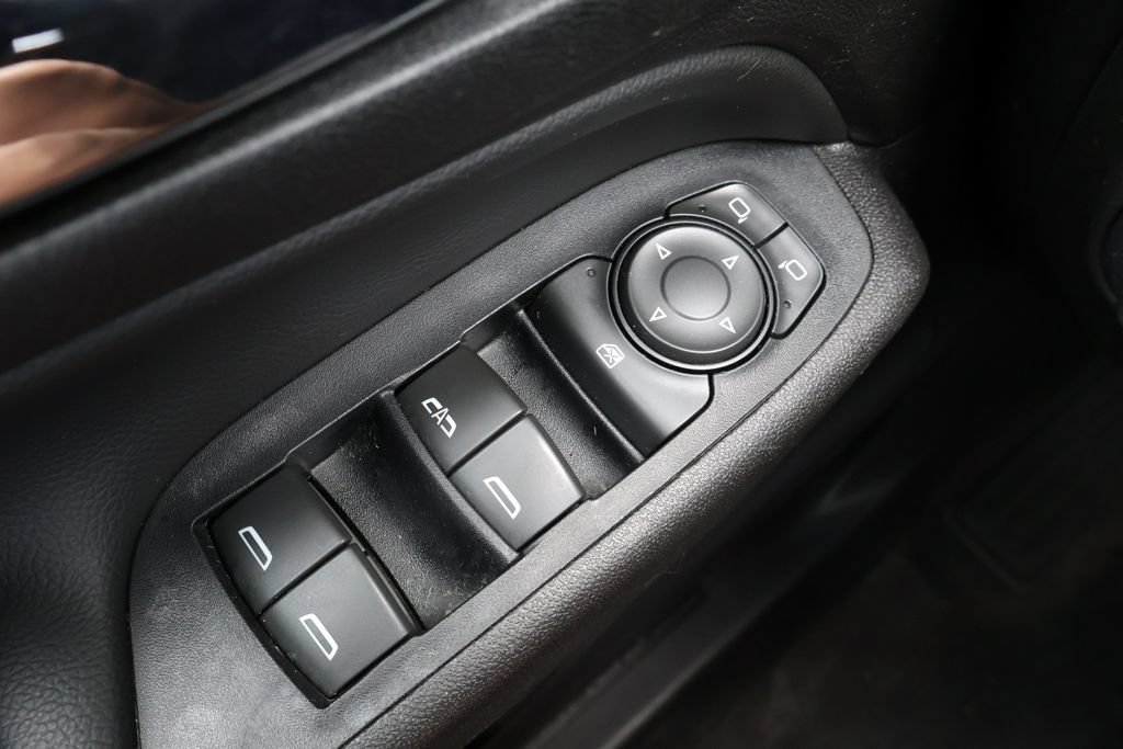 Certified 2019 Chevrolet Equinox LT FWD image 36