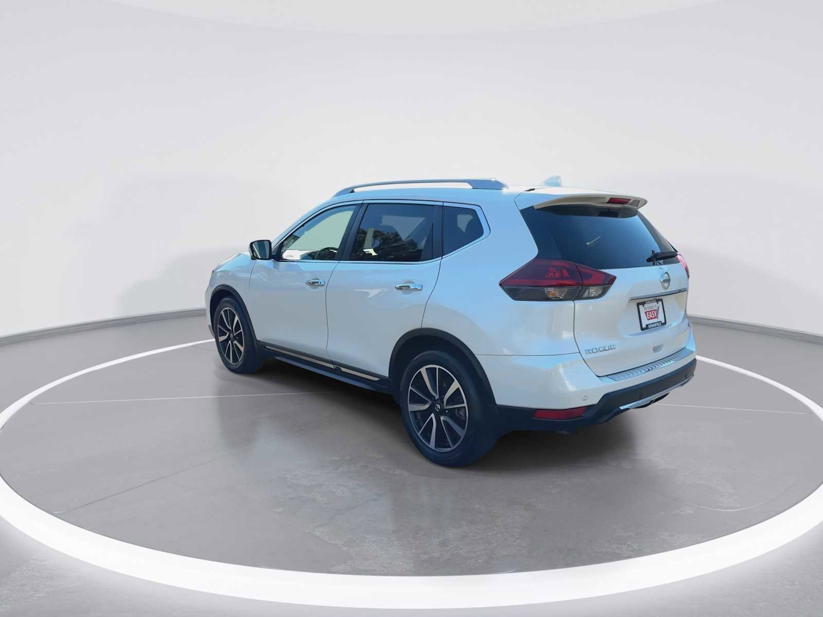 Used 2020 Nissan Rogue SL w/ Premium Package image 6