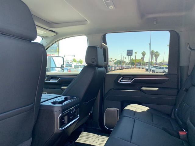 New 2026 GMC Sierra 2500 Denali w/ Denali Reserve Package AWD/4WD image 12
