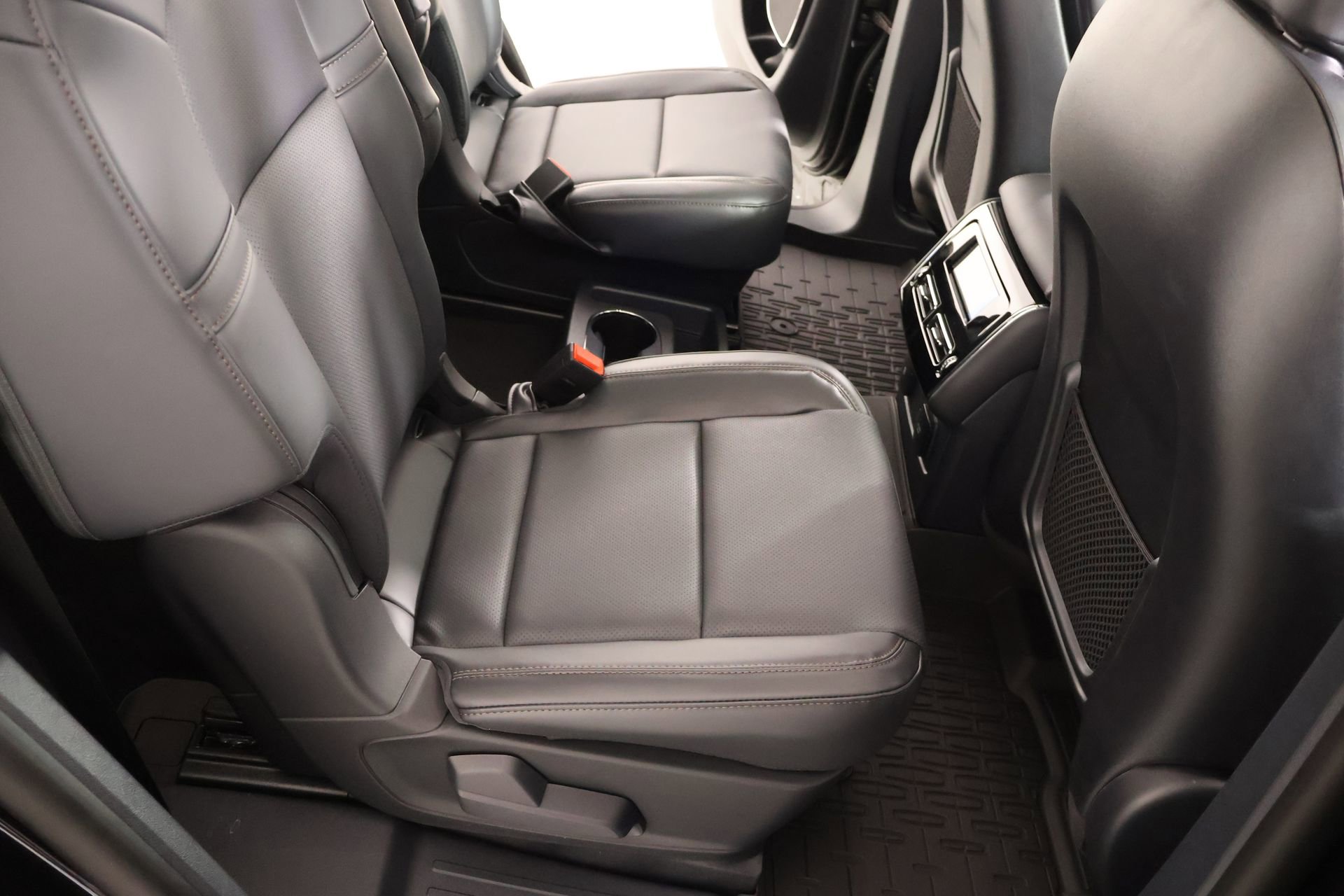 New 2026 Lincoln Aviator AWD image 15