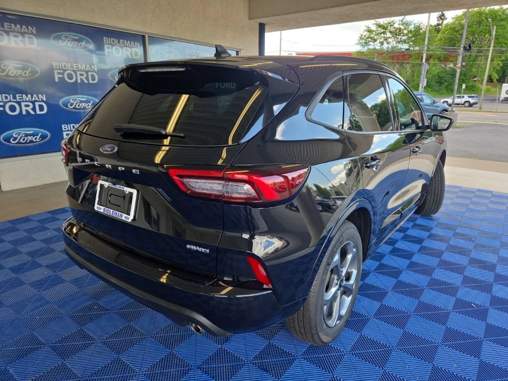Used 2024 Ford Escape ST-Line AWD/4WD image 7