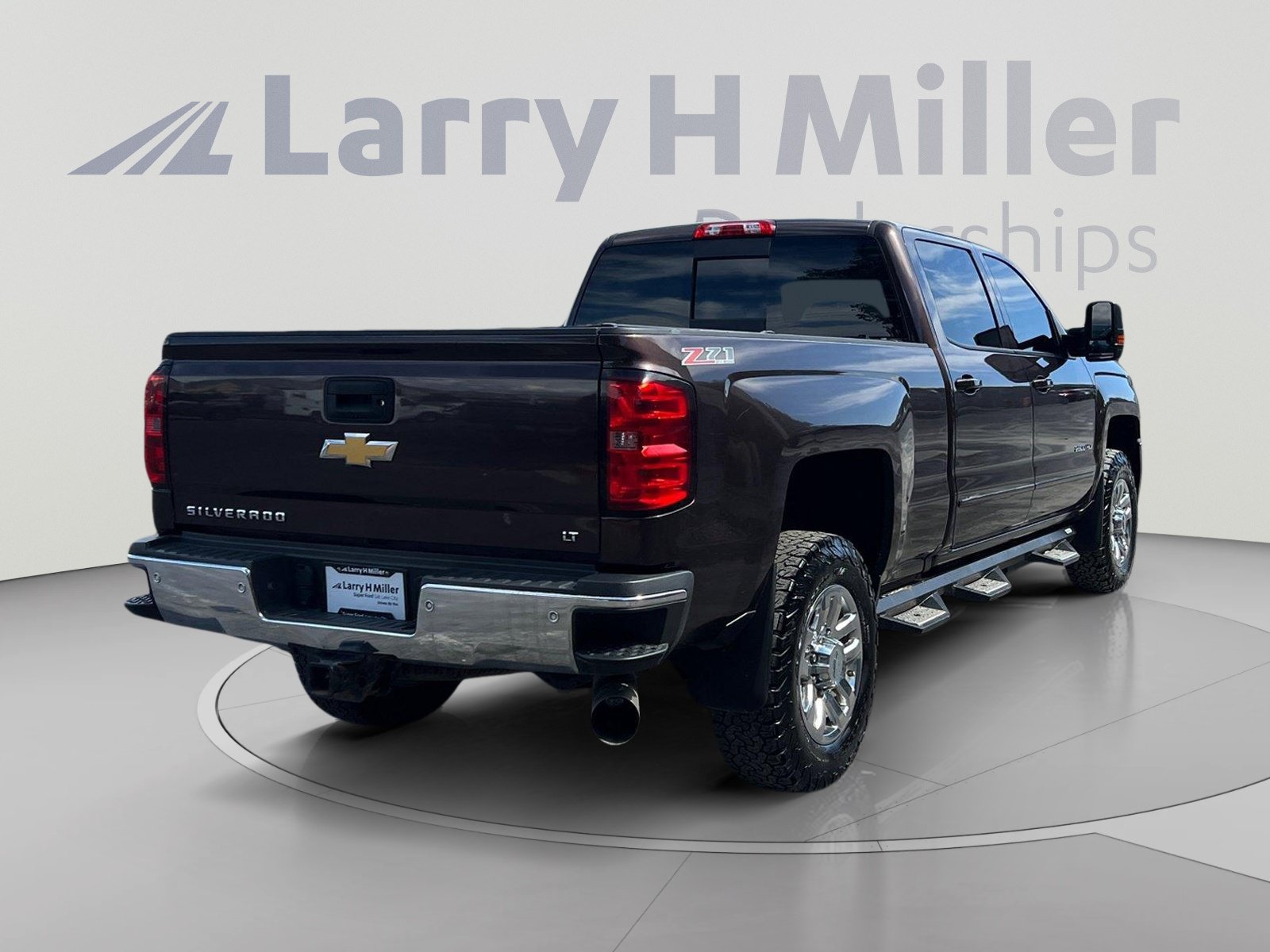 Used 2016 Chevrolet Silverado 2500 LT w/ LT Convenience Package AWD/4WD image 5