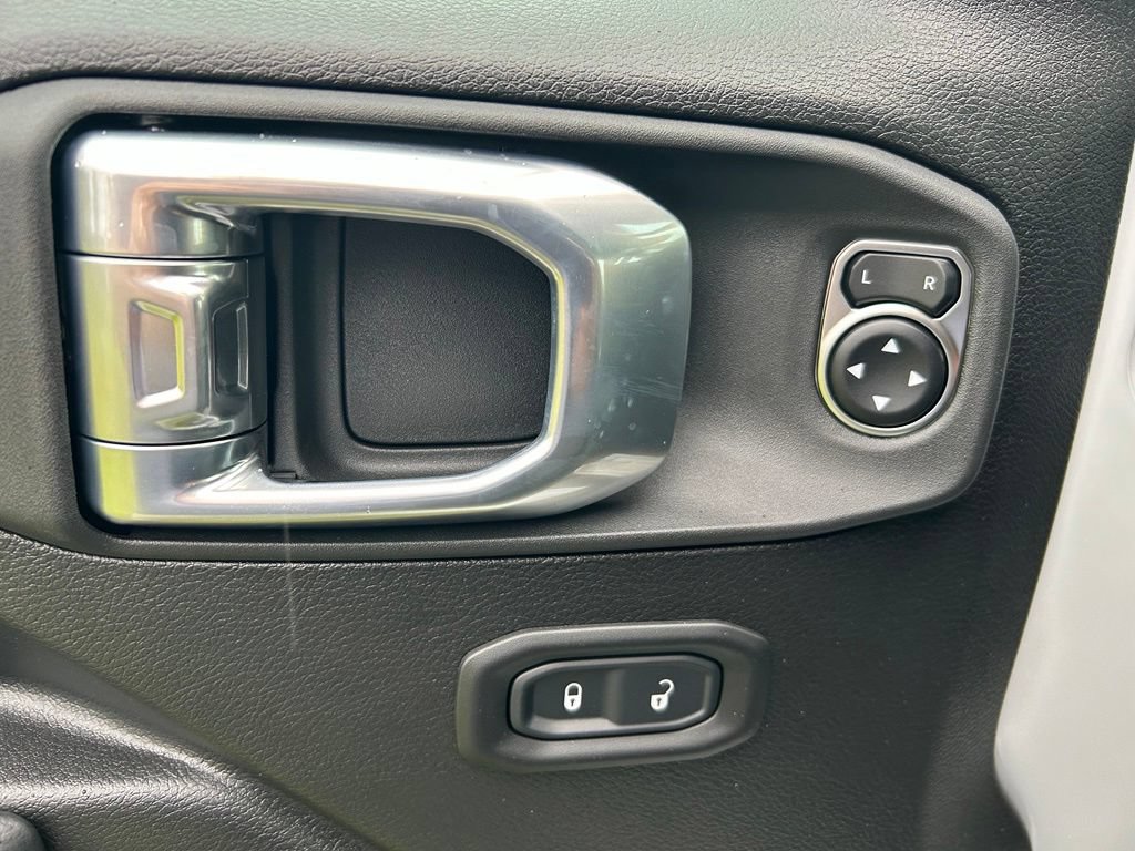 New 2026 Jeep Gladiator Sport AWD/4WD image 12