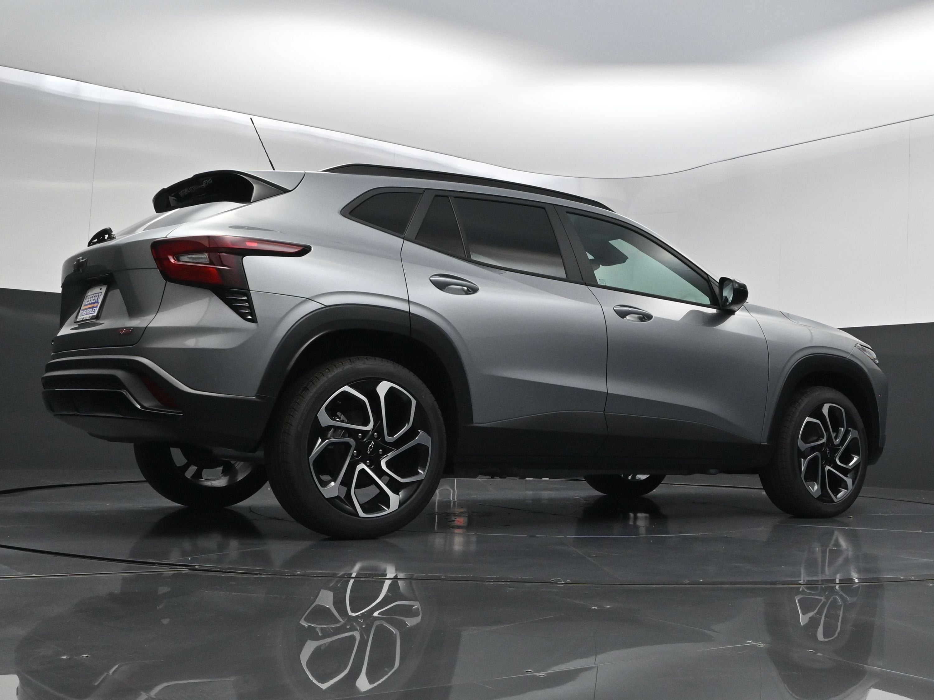 New 2026 Chevrolet Trax RS w/ Driver Confidence Package FWD image 43