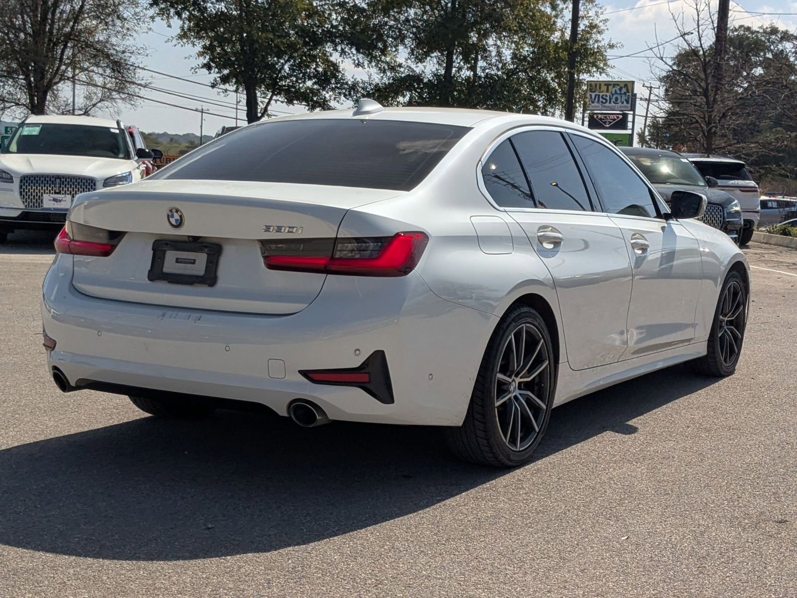 Used 2021 BMW 330i Sedan image 3