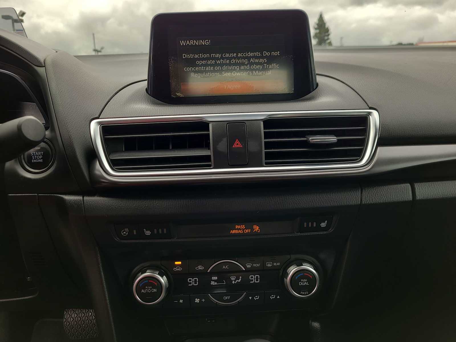 Used 2018 MAZDA MAZDA3 Grand Touring w/ Premium Equipment Package image 24